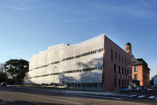 Michel Rémon &amp; Associés - Plateau technique de microbiologie / Hôpitaux Universitaires Strasbourg